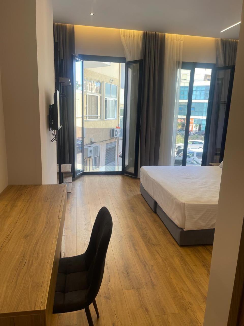Vlorë Dia Mare Deluxe 아파트 호텔 외부 사진