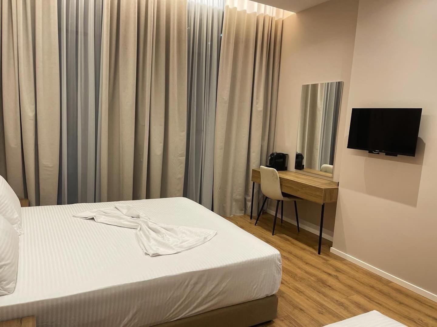 Vlorë Dia Mare Deluxe 아파트 호텔 외부 사진